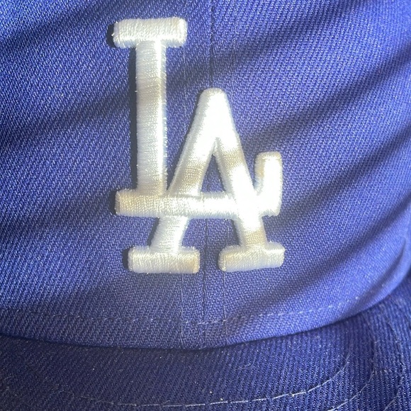 New Era Blue with White LA Dodgers Baseball Cap - Picture 3 of 8